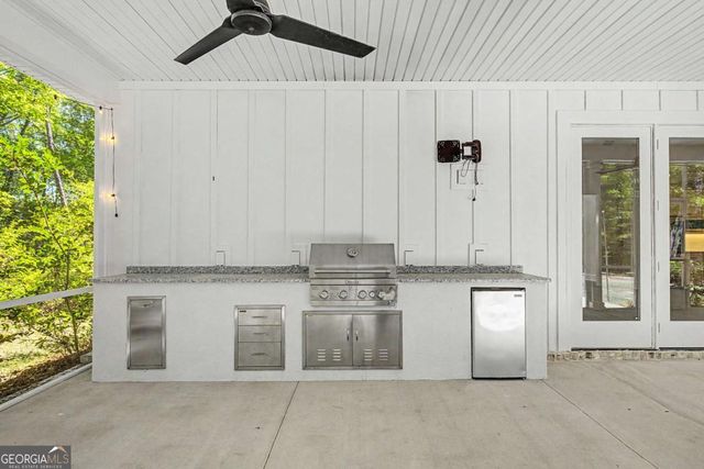 656 Sanderling Trace, Waverly, GA 31565