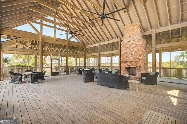 656 Sanderling Trace, Waverly, GA 31565