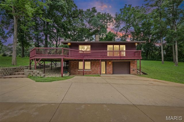 3871 Ridge View Road, Edwardsville, IL 62025