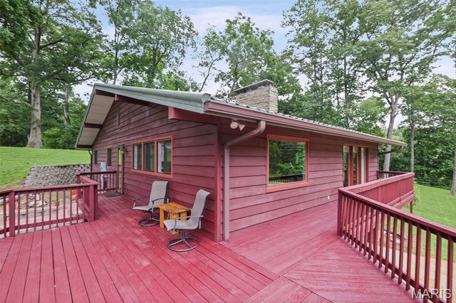 3871 Ridge View Road, Edwardsville, IL 62025