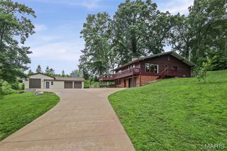 3871 Ridge View Road, Edwardsville, IL 62025