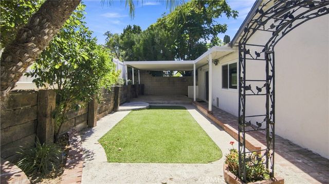 24092 Hurst Drive, Lake Forest, CA 92630