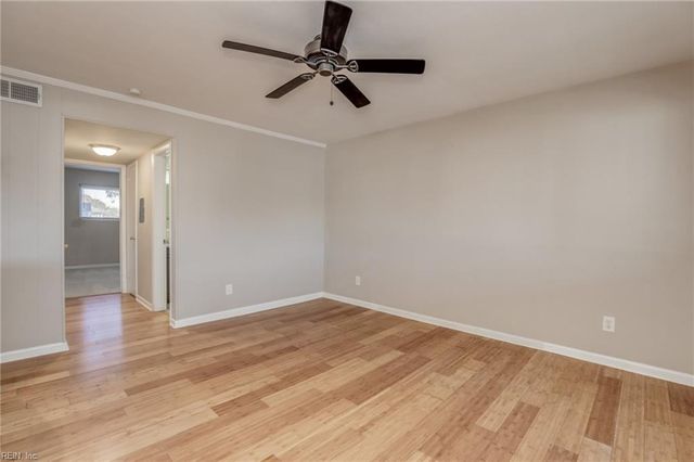 1226 Little Bay Ave Apt 6, Norfolk, VA 23503