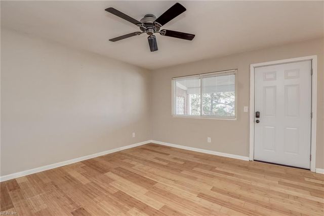 1226 Little Bay Ave Apt 6, Norfolk, VA 23503