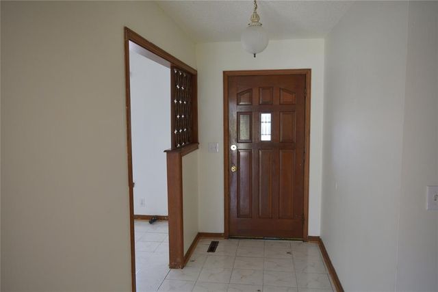 508 Cottonwood Lane, Tecumseh, OK 74873