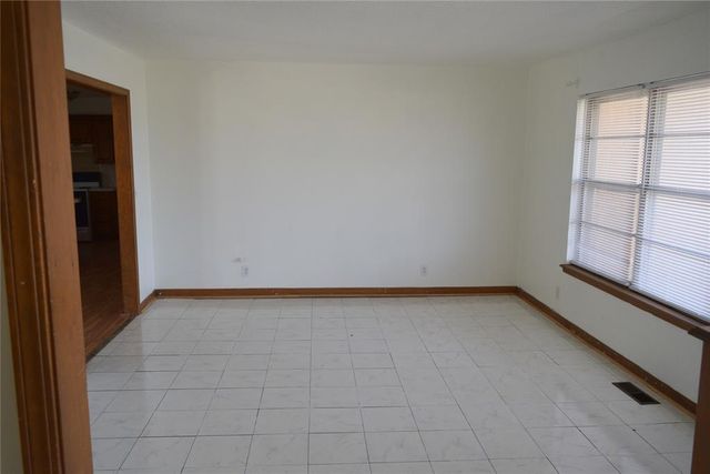 508 Cottonwood Lane, Tecumseh, OK 74873