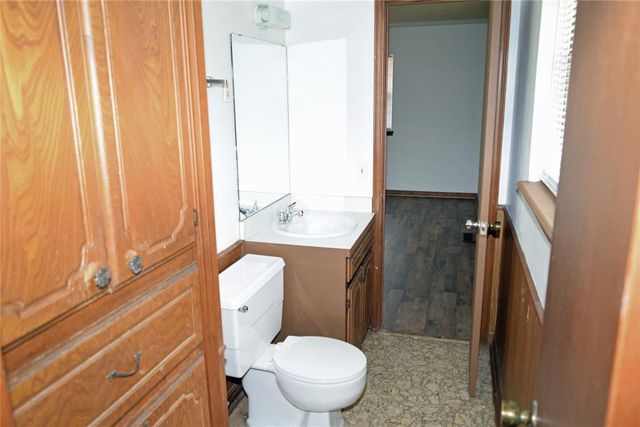 508 Cottonwood Lane, Tecumseh, OK 74873