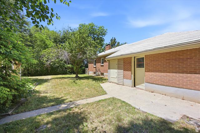 5 W 1000 S, Bountiful, UT 84010