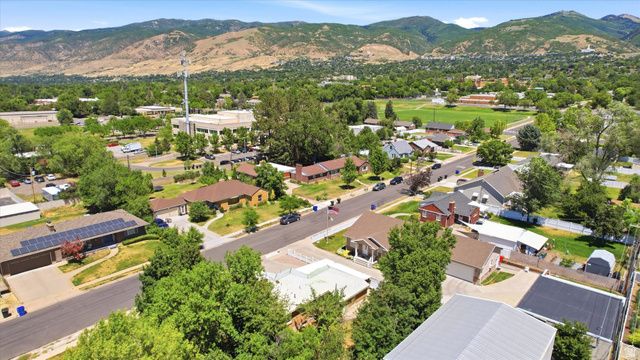 5 W 1000 S, Bountiful, UT 84010