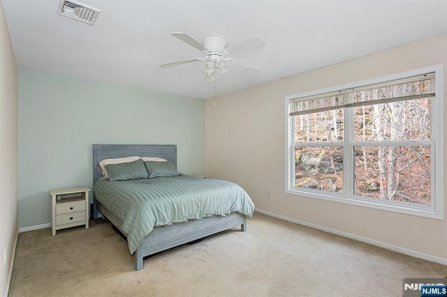 14 Druid Lane, Hardyston, NJ 07419