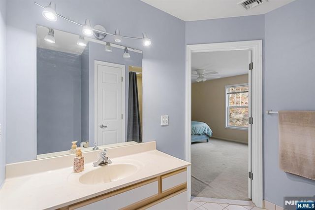 14 Druid Lane, Hardyston, NJ 07419