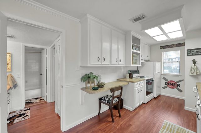 3900 Aspen Drive C108, Montgomery, TX 77356