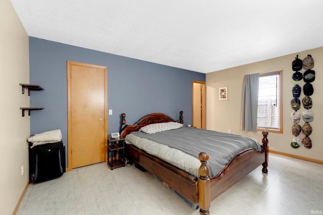 12008 Coldwater Road, Fort Wayne, IN 46845