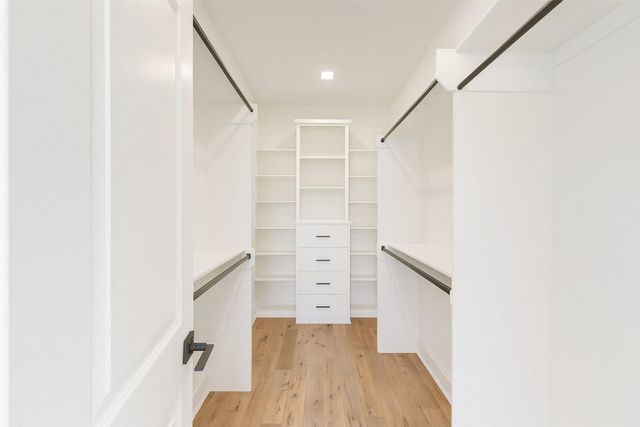 5843 Outer Banks Street, Houston, TX 77091