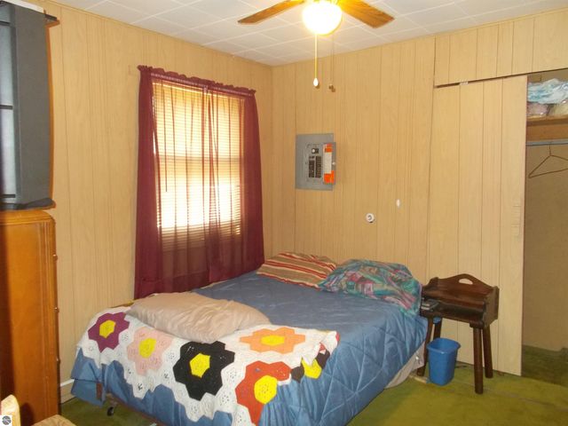 5469 Ridge Road, Hale, MI 48739