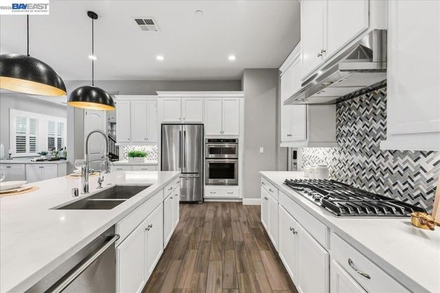 2730 Mount Dana Dr, Dublin, CA 94568