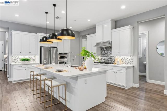 2730 Mount Dana Dr, Dublin, CA 94568