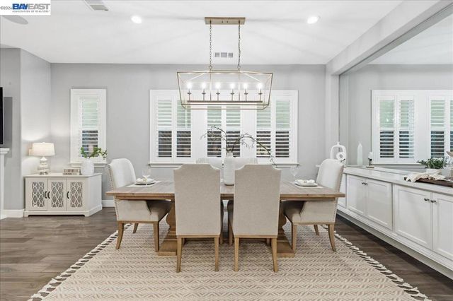 2730 Mount Dana Dr, Dublin, CA 94568