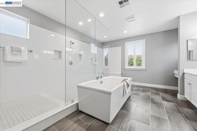 2730 Mount Dana Dr, Dublin, CA 94568