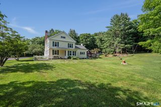 520 Washington Road, Woodbury, CT 06798