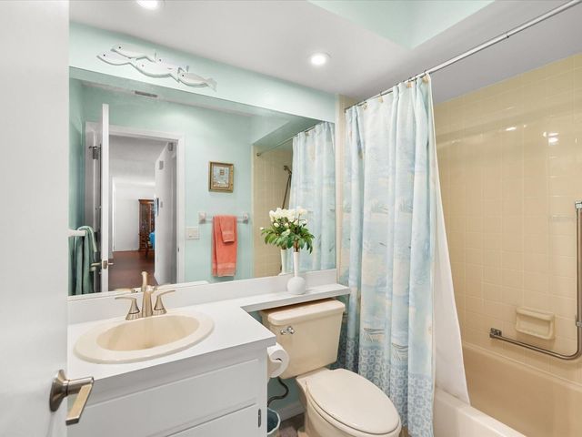 6580 BRAMBLELEAF DRIVE, Spring Hill, FL 34606