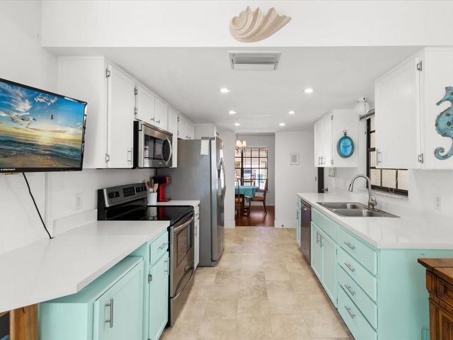 6580 BRAMBLELEAF DRIVE, Spring Hill, FL 34606