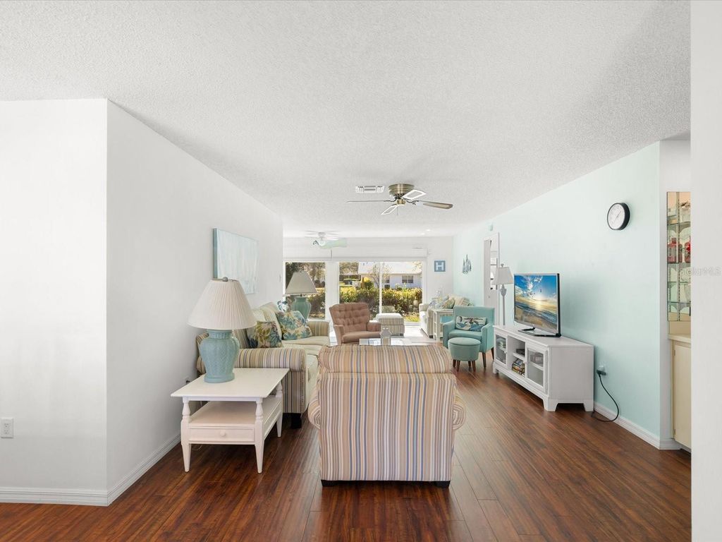 Image 15 of property listing at 6580 BRAMBLELEAF DRIVE, Spring Hill, FL 34606