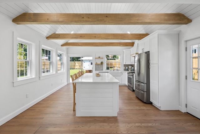 6 Stenbeck Pl, Scituate, MA 02066