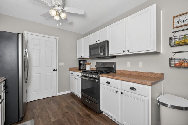 1652 Hogan Lane, Florence, KY 41042