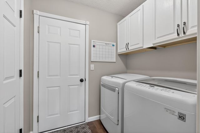 1652 Hogan Lane, Florence, KY 41042
