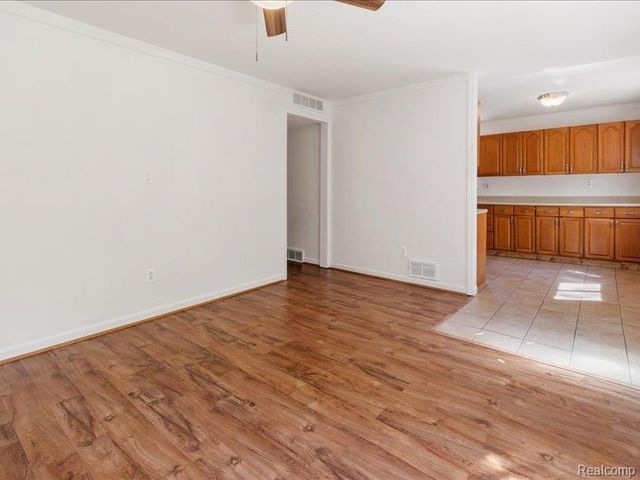 9255 Sylvia Street, Taylor, MI 48180