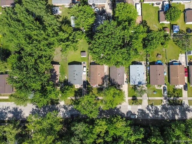 9255 Sylvia Street, Taylor, MI 48180