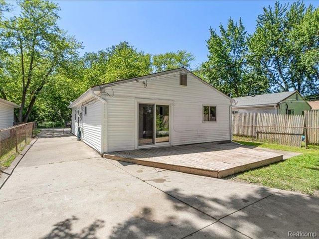 9255 Sylvia Street, Taylor, MI 48180