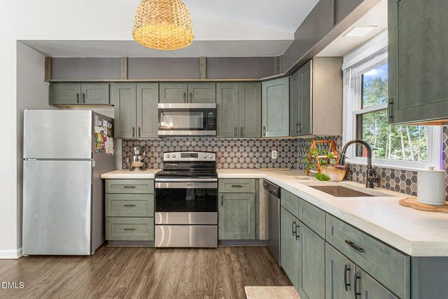 182 Windsor Drive, Graham, NC 27253