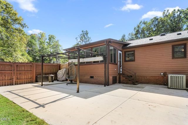 182 Windsor Drive, Graham, NC 27253