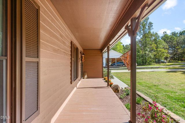 182 Windsor Drive, Graham, NC 27253