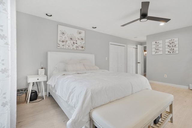 10 Jethol Dr, Freetown, MA 02702