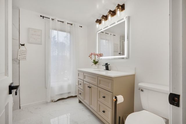 10 Jethol Dr, Freetown, MA 02702