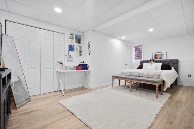 10 Jethol Dr, Freetown, MA 02702