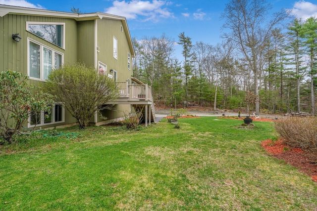 10 Jethol Dr, Freetown, MA 02702