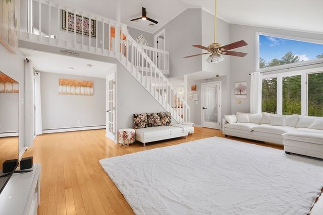 10 Jethol Dr, Freetown, MA 02702