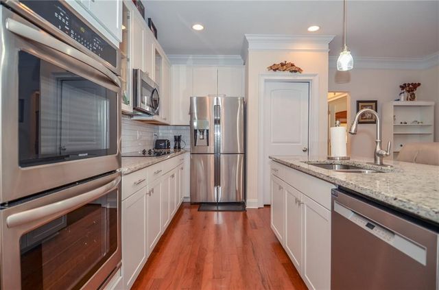 341 Villa Park Circle, Stone Mountain, GA 30087