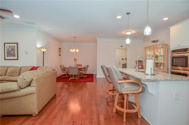 341 Villa Park Circle, Stone Mountain, GA 30087
