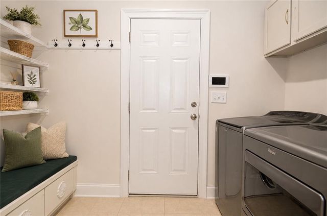 341 Villa Park Circle, Stone Mountain, GA 30087