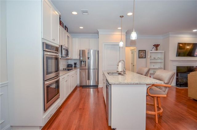 341 Villa Park Circle, Stone Mountain, GA 30087