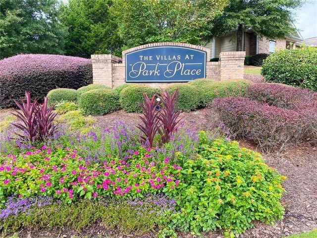 341 Villa Park Circle, Stone Mountain, GA 30087