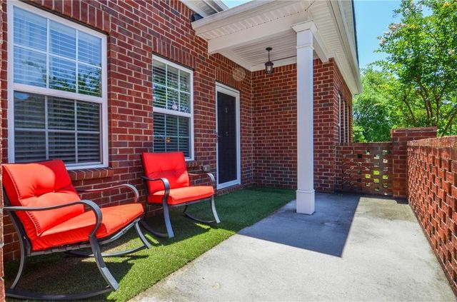 341 Villa Park Circle, Stone Mountain, GA 30087