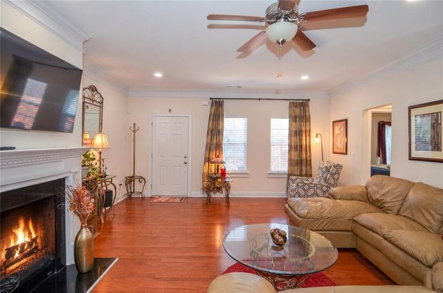 341 Villa Park Circle, Stone Mountain, GA 30087