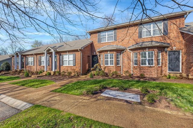 1007 Cashmere Dr, Thompsons Station, TN 37179