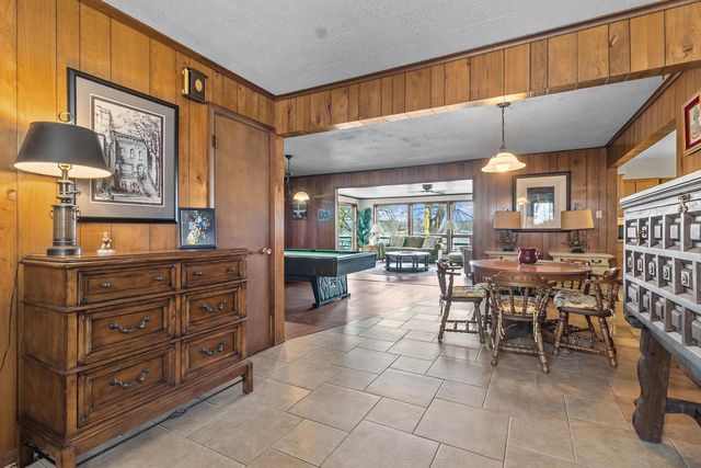 N1140 Tombeau ROAD, Genoa City, WI 53128